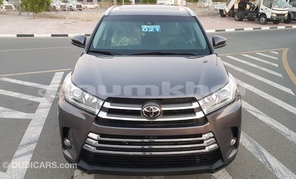 Buy Import Toyota Highlander Other Car in Import - Dubai in Bumthang Buy Import Toyota Highlander Other Car in Import - Dubai in Bumthang
