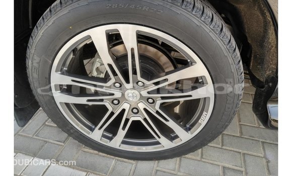 Buy Import Toyota Land Cruiser Black Car in Import - Dubai in Bumthang Buy Import Toyota Land Cruiser Black Car in Import - Dubai in Bumthang