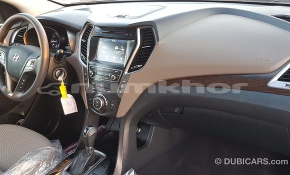 Buy Import Hyundai Santa Fe Other Car in Import - Dubai in Bumthang Buy Import Hyundai Santa Fe Other Car in Import - Dubai in Bumthang