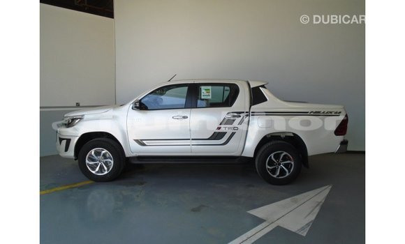 Buy Import Toyota Hilux White Car in Import - Dubai in Bumthang Buy Import Toyota Hilux White Car in Import - Dubai in Bumthang