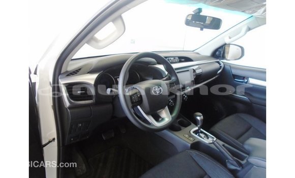 Buy Import Toyota Hilux White Car in Import - Dubai in Bumthang Buy Import Toyota Hilux White Car in Import - Dubai in Bumthang