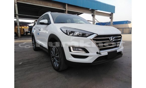 Buy Import Hyundai Tucson White Car in Import - Dubai in Bumthang Buy Import Hyundai Tucson White Car in Import - Dubai in Bumthang
