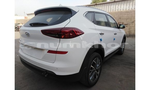 Buy Import Hyundai Tucson White Car in Import - Dubai in Bumthang Buy Import Hyundai Tucson White Car in Import - Dubai in Bumthang