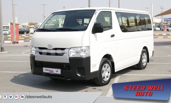 Buy Import Toyota Hiace White Car in Import - Dubai in Bumthang Buy Import Toyota Hiace White Car in Import - Dubai in Bumthang