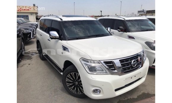 Buy Import Nissan Patrol White Car in Import - Dubai in Bumthang Buy Import Nissan Patrol White Car in Import - Dubai in Bumthang