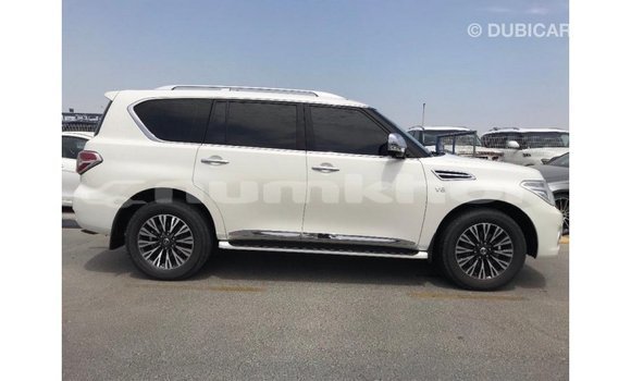 Buy Import Nissan Patrol White Car in Import - Dubai in Bumthang Buy Import Nissan Patrol White Car in Import - Dubai in Bumthang