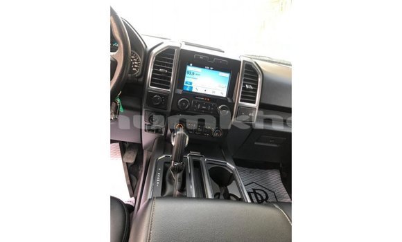 Buy Import Ford Club Wagon White Car in Import - Dubai in Bumthang Buy Import Ford Club Wagon White Car in Import - Dubai in Bumthang