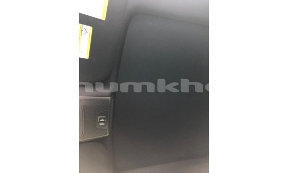 Buy Import Ford Club Wagon White Car in Import - Dubai in Bumthang Buy Import Ford Club Wagon White Car in Import - Dubai in Bumthang