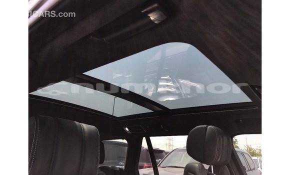 Buy Import Land Rover Range Rover Black Car in Import - Dubai in Bumthang Buy Import Land Rover Range Rover Black Car in Import - Dubai in Bumthang