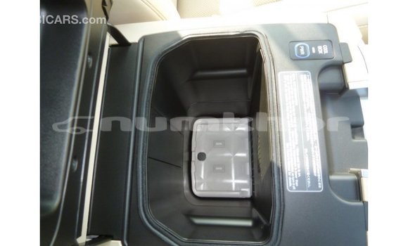 Buy Import Toyota Land Cruiser Black Car in Import - Dubai in Bumthang Buy Import Toyota Land Cruiser Black Car in Import - Dubai in Bumthang