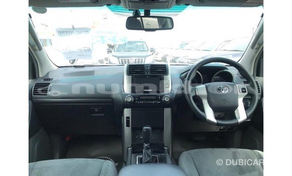 Buy Import Toyota Land Cruiser Black Car in Import - Dubai in Bumthang Buy Import Toyota Land Cruiser Black Car in Import - Dubai in Bumthang