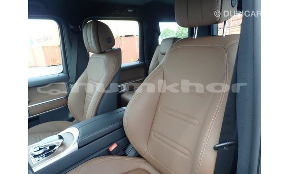Buy Import Mercedes-Benz 190 Black Car in Import - Dubai in Bumthang Buy Import Mercedes-Benz 190 Black Car in Import - Dubai in Bumthang
