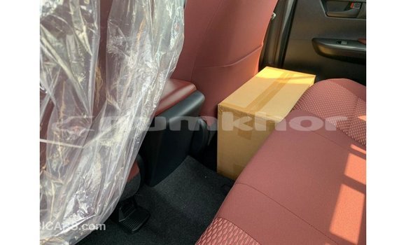Buy Import Toyota Hilux Other Car in Import - Dubai in Bumthang Buy Import Toyota Hilux Other Car in Import - Dubai in Bumthang