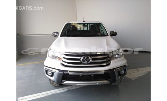 Buy Import Toyota Hilux White Car in Import - Dubai in Bumthang Buy Import Toyota Hilux White Car in Import - Dubai in Bumthang