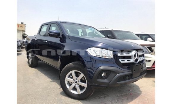 Buy Import Mercedes-Benz 250 Blue Car in Import - Dubai in Bumthang Buy Import Mercedes-Benz 250 Blue Car in Import - Dubai in Bumthang