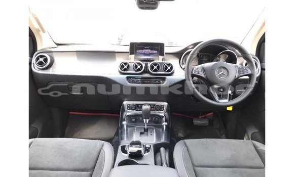 Buy Import Mercedes-Benz 250 Blue Car in Import - Dubai in Bumthang Buy Import Mercedes-Benz 250 Blue Car in Import - Dubai in Bumthang