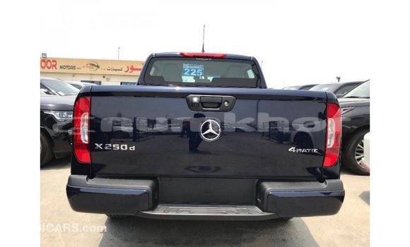 Buy Import Mercedes-Benz 250 Blue Car in Import - Dubai in Bumthang Buy Import Mercedes-Benz 250 Blue Car in Import - Dubai in Bumthang