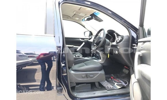 Buy Import Mercedes-Benz 250 Blue Car in Import - Dubai in Bumthang Buy Import Mercedes-Benz 250 Blue Car in Import - Dubai in Bumthang