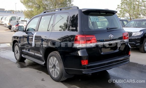 Buy Import Toyota Land Cruiser Black Car in Import - Dubai in Bumthang Buy Import Toyota Land Cruiser Black Car in Import - Dubai in Bumthang