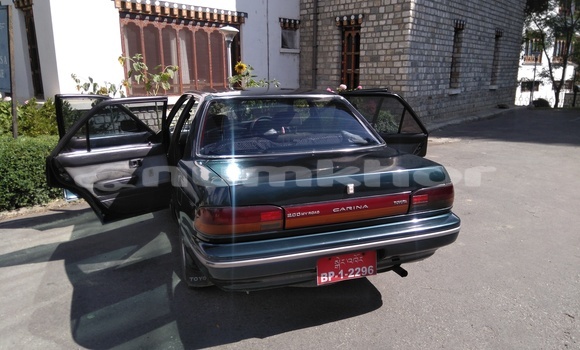 Buy Used Toyota Carina Green Car in Thimphu in Timphu