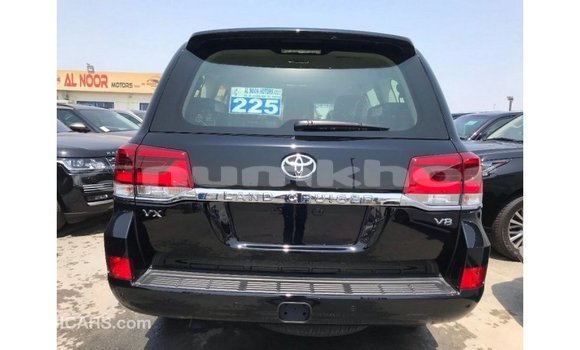 Buy Import Toyota Land Cruiser Black Car in Import - Dubai in Bumthang Buy Import Toyota Land Cruiser Black Car in Import - Dubai in Bumthang