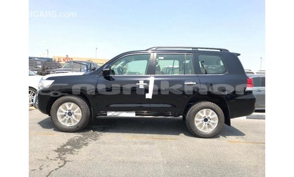 Buy Import Toyota Land Cruiser Black Car in Import - Dubai in Bumthang Buy Import Toyota Land Cruiser Black Car in Import - Dubai in Bumthang