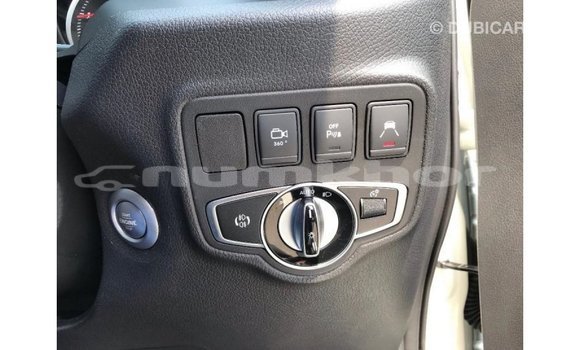 Buy Import Mercedes-Benz 250 White Car in Import - Dubai in Bumthang Buy Import Mercedes-Benz 250 White Car in Import - Dubai in Bumthang