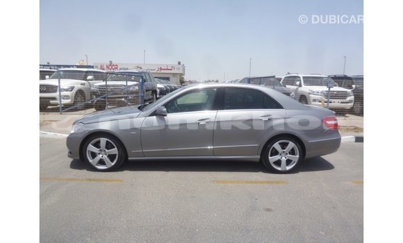 Buy Import Mercedes-Benz 250 Other Car in Import - Dubai in Bumthang Buy Import Mercedes-Benz 250 Other Car in Import - Dubai in Bumthang