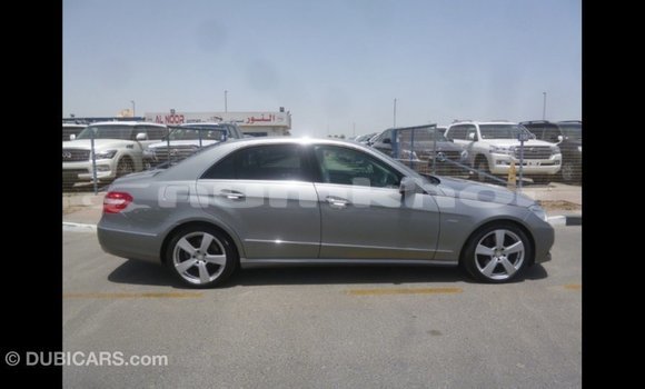 Buy Import Mercedes-Benz 250 Other Car in Import - Dubai in Bumthang Buy Import Mercedes-Benz 250 Other Car in Import - Dubai in Bumthang