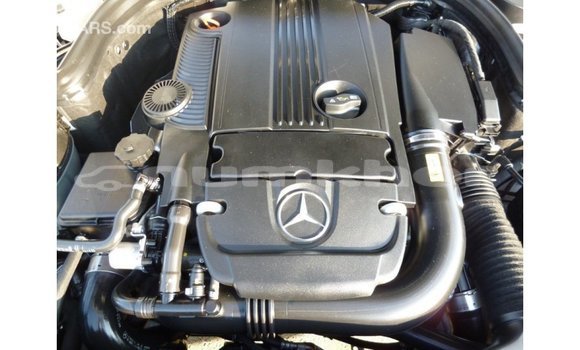 Buy Import Mercedes-Benz 200 White Car in Import - Dubai in Bumthang Buy Import Mercedes-Benz 200 White Car in Import - Dubai in Bumthang