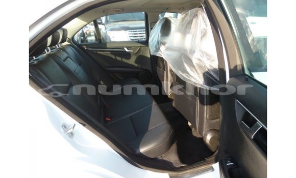 Buy Import Mercedes-Benz 200 White Car in Import - Dubai in Bumthang Buy Import Mercedes-Benz 200 White Car in Import - Dubai in Bumthang
