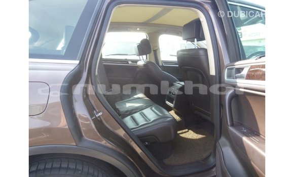 Buy Import Volkswagen Touareg Brown Car in Import - Dubai in Bumthang Buy Import Volkswagen Touareg Brown Car in Import - Dubai in Bumthang