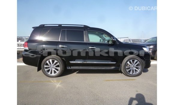 Buy Import Toyota Land Cruiser Black Car in Import - Dubai in Bumthang Buy Import Toyota Land Cruiser Black Car in Import - Dubai in Bumthang