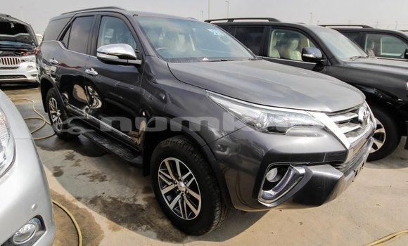 Buy Import Toyota Fortuner Other Car in Import - Dubai in Bumthang Buy Import Toyota Fortuner Other Car in Import - Dubai in Bumthang