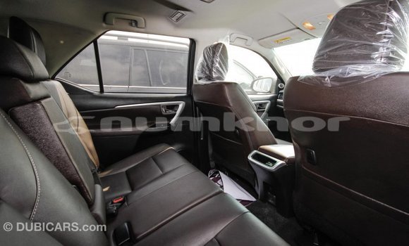 Buy Import Toyota Fortuner Other Car in Import - Dubai in Bumthang Buy Import Toyota Fortuner Other Car in Import - Dubai in Bumthang