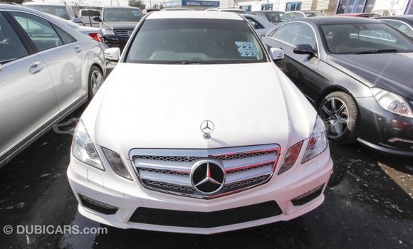 Buy Import Mercedes-Benz 200 White Car in Import - Dubai in Bumthang Buy Import Mercedes-Benz 200 White Car in Import - Dubai in Bumthang