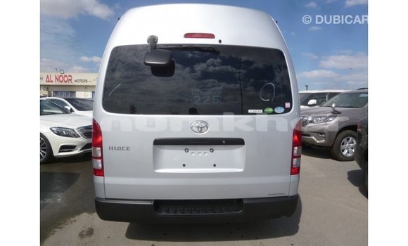 Buy Import Toyota Hiace Other Car in Import - Dubai in Bumthang Buy Import Toyota Hiace Other Car in Import - Dubai in Bumthang