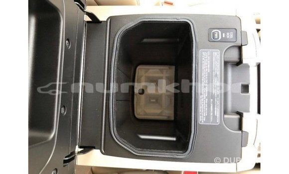 Buy Import Toyota Land Cruiser Black Car in Import - Dubai in Bumthang Buy Import Toyota Land Cruiser Black Car in Import - Dubai in Bumthang