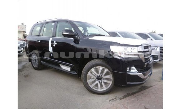Buy Import Toyota Land Cruiser Black Car in Import - Dubai in Bumthang Buy Import Toyota Land Cruiser Black Car in Import - Dubai in Bumthang