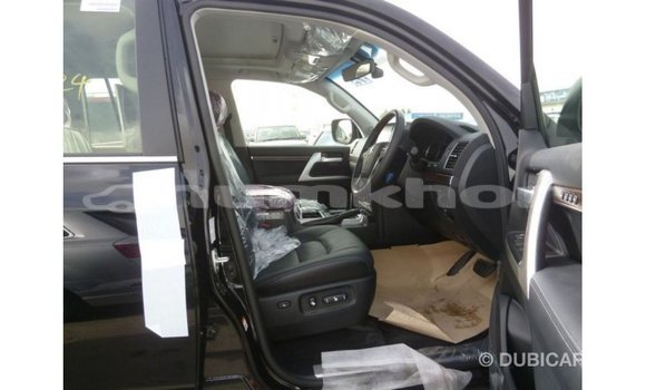 Buy Import Toyota Land Cruiser Black Car in Import - Dubai in Bumthang Buy Import Toyota Land Cruiser Black Car in Import - Dubai in Bumthang
