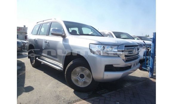 Buy Import Toyota Land Cruiser Other Car in Import - Dubai in Bumthang Buy Import Toyota Land Cruiser Other Car in Import - Dubai in Bumthang