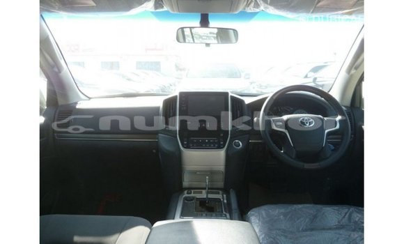 Buy Import Toyota Land Cruiser Other Car in Import - Dubai in Bumthang Buy Import Toyota Land Cruiser Other Car in Import - Dubai in Bumthang