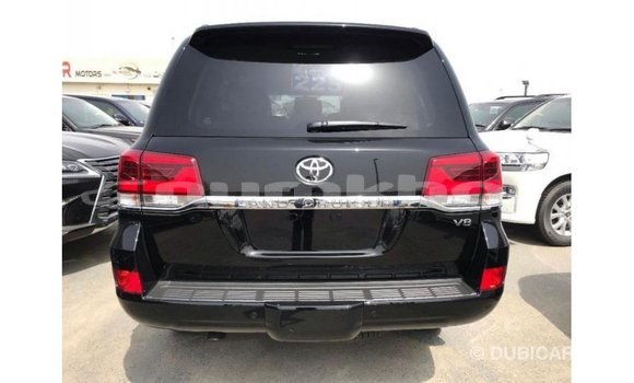 Buy Import Toyota Land Cruiser Black Car in Import - Dubai in Bumthang Buy Import Toyota Land Cruiser Black Car in Import - Dubai in Bumthang