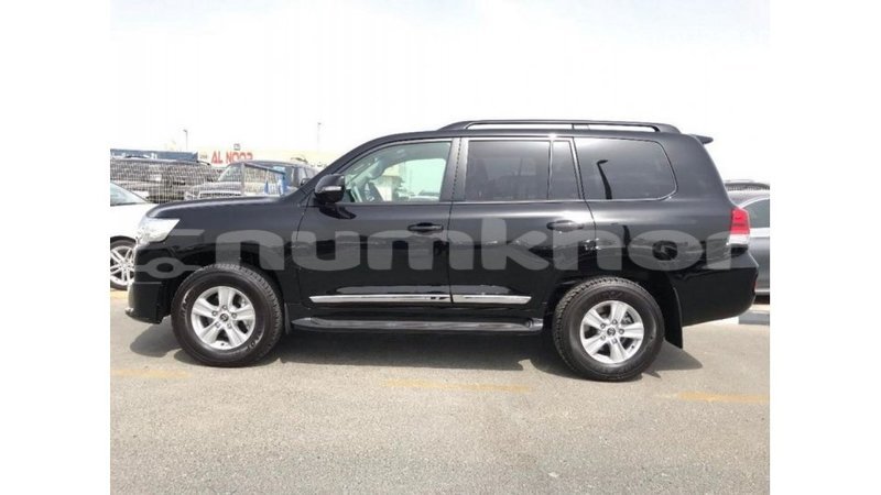 Big with watermark 161e83bc 9c02 4f5c 9b29 9323c2d557a7