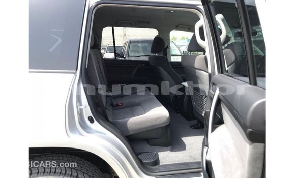 Buy Import Toyota Land Cruiser Other Car in Import - Dubai in Bumthang Buy Import Toyota Land Cruiser Other Car in Import - Dubai in Bumthang