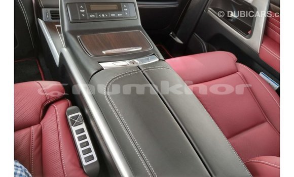 Buy Import Toyota Land Cruiser Black Car in Import - Dubai in Bumthang Buy Import Toyota Land Cruiser Black Car in Import - Dubai in Bumthang