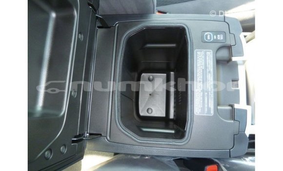 Buy Import Toyota Land Cruiser Black Car in Import - Dubai in Bumthang Buy Import Toyota Land Cruiser Black Car in Import - Dubai in Bumthang