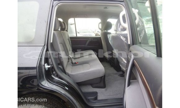 Buy Import Toyota Land Cruiser Black Car in Import - Dubai in Bumthang Buy Import Toyota Land Cruiser Black Car in Import - Dubai in Bumthang