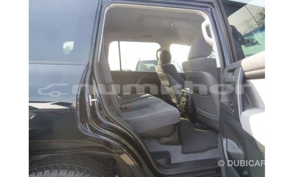 Buy Import Toyota Land Cruiser Black Car in Import - Dubai in Bumthang Buy Import Toyota Land Cruiser Black Car in Import - Dubai in Bumthang