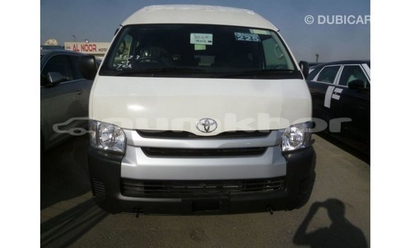 Buy Import Toyota Hiace White Car in Import - Dubai in Bumthang Buy Import Toyota Hiace White Car in Import - Dubai in Bumthang